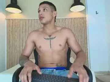 Chaturbate Nude Webcam of brandon_mercuri