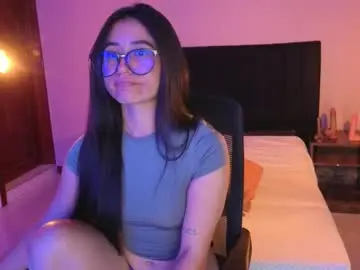 Chaturbate Live Sex Cam of chloeturner_