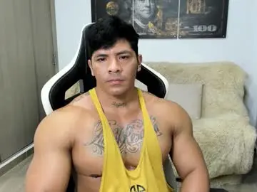 Chaturbate Live Sex Cam of fabian_arango
