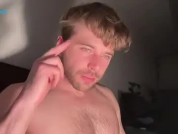 Chaturbate Private Sex Chat of hot8pack01