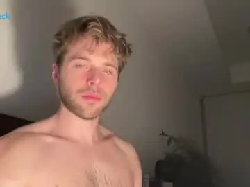 Chaturbate Live Sex Cam of hot8pack01