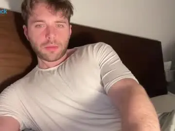 Chaturbate Live Sex Cam of hot8pack01