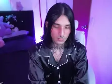 Chaturbate Live Sex Cam of marshall_cazher