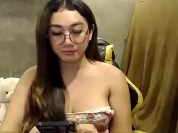 Chaturbate Live Porn of pia_worthsback