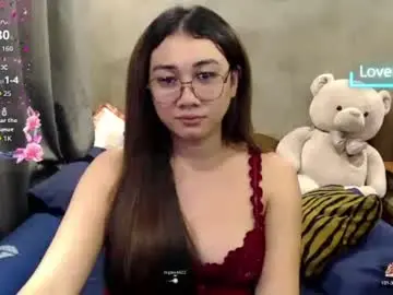 Chaturbate Nude Webcam of pia_worthsback