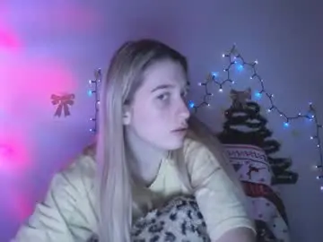 Chaturbate Live Sex Cam of honeyveil