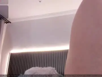 Chaturbate Best live sex cam show of valentina_lux1