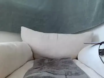 Chaturbate Sex Chat of yngstud24