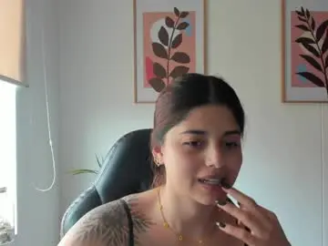 Chaturbate Live Sex of shylittlebunny