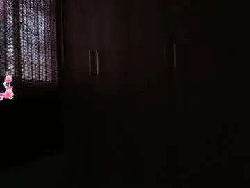 Chaturbate Watch Live Sex Cams of sweett_petite