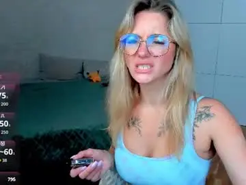 Chaturbate Watch Live Sex Cams of whitneypunnch