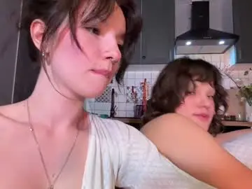 Chaturbate Live Sex Cam of _deepthroatgalactica