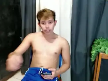 Chaturbate Live Sex Cam of baby_maxxx