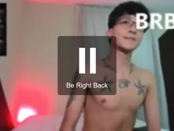 Chaturbate Live Sex Cam of guy_veryhot1