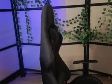 Chaturbate Watch Live Sex Cams of diana_floweri