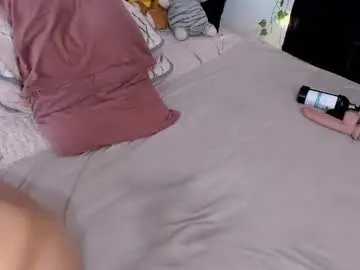 Chaturbate Live Sex Cam of emma_trevorr