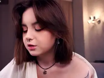 Chaturbate Free Porn Cam of moiregathright