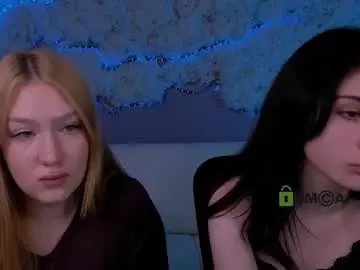 Chaturbate Free Porn Cam of playful_sophie