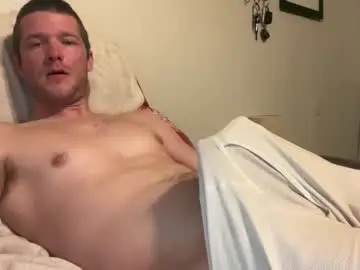 Chaturbate Live Sex Cam of tommygunzsolo