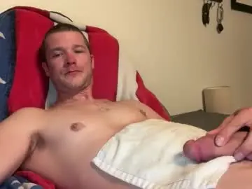 Chaturbate Free Live Porn of tommygunzsolo