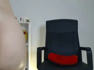 Chaturbate Adult Video Chat of littleflowers