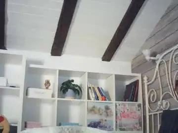 Chaturbate Watch Live Sex Cams of littleflowers