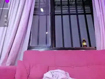 Chaturbate Live Porn of alondrasoomer