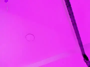 Chaturbate Live Sex Cam of alondrasoomer