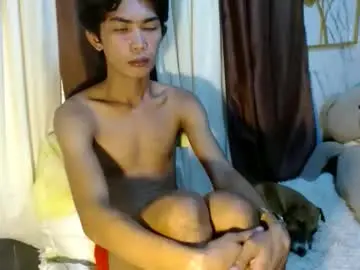 Chaturbate Live Sex Cam of asianhotbigcock