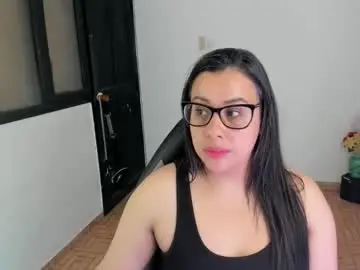 Chaturbate Live Sex Cam of aylaislem