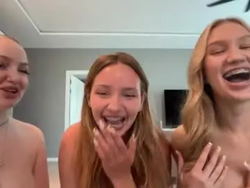 Chaturbate Adult Video Chat of katie________