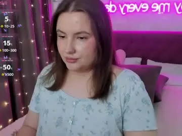 Chaturbate Live Sex Cam of katyaneilson