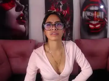 Chaturbate Live Sex Cam of miahotcs