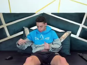 Chaturbate Live Porn of thiagos19