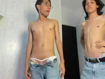 Chaturbate Live Sex Cam of dady_show69