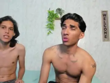 Chaturbate Free Live Porn of dady_show69