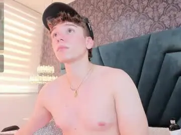 Chaturbate Live Sex Cam of femboy_max