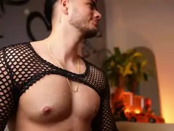 Chaturbate Live Sex Cam of noha_miler