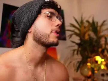 Chaturbate Sex Chat of noha_miler