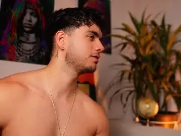 Chaturbate Nude Webcam of noha_miler