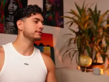 Chaturbate Sex Cam of noha_miler