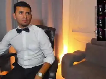 Chaturbate Adult Video Chat of hiddenoffice