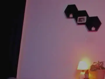 Chaturbate Live Sex Cam of delilaah