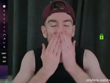 Chaturbate Nude Webcam of heyhotty1