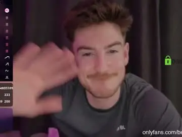 Chaturbate Sex Cam of heyhotty1