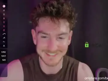 Chaturbate Live Sex Cam of heyhotty1