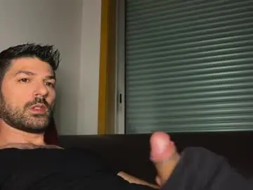 Chaturbate Live Sex Cam of sexfriendch