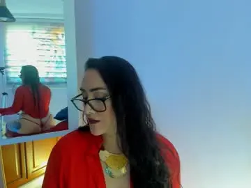 Chaturbate Best live sex cam show of meganhotcurvy