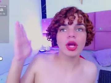 Chaturbate Best live sex cam show of skyee_angel