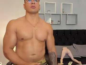 Chaturbate Live Sex of tyler_hank1